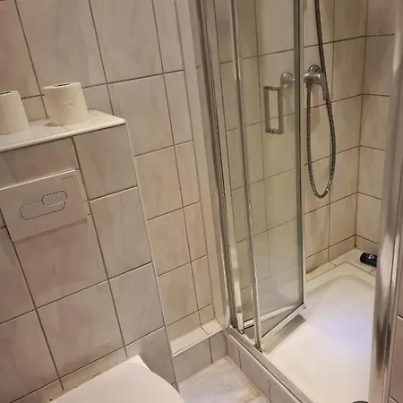 Hannover-linden, Falkenstr.1 Ap. 1 *
