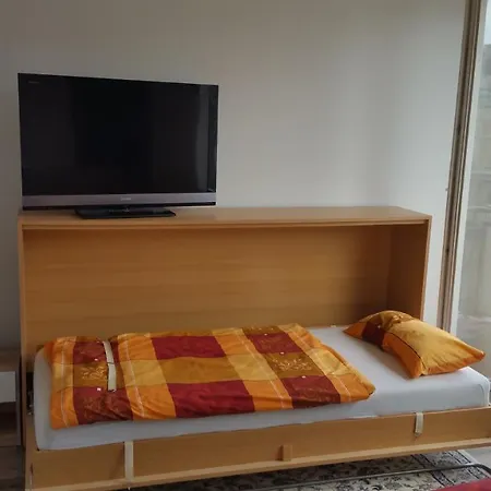 Hannover-linden, Falkenstr.1 Ap. 1 *