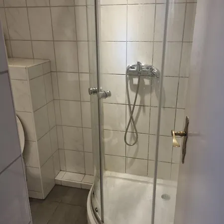 Hannover-linden, Falkenstr.1 Ap. 1 아파트